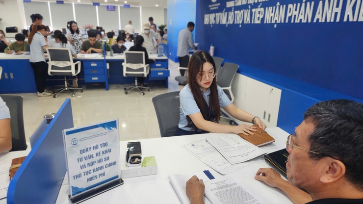 Doanh nghiệp hưởng lợi: Hà Nội triển khai cung cấp dịch vụ công trực tuyến toàn trình cho 100% thủ tục hành chính liên quan đến doanh nghiệp- Ảnh 2.