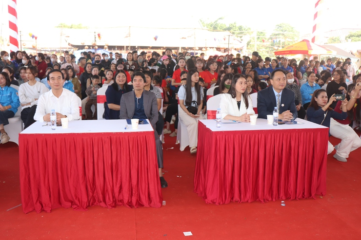 SÔI ĐỘNG – SÁNG TẠO – SẮC MÀU NGÀY HỘI TRÒ CHƠI DÂN GIAN & CHUNG KẾT HỘI THI DÂN VŨ THIẾU NHI XÃ PHÚ XUYÊN - Ảnh 1.