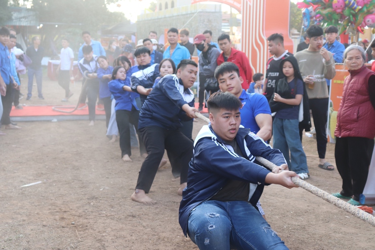 SÔI ĐỘNG – SÁNG TẠO – SẮC MÀU NGÀY HỘI TRÒ CHƠI DÂN GIAN & CHUNG KẾT HỘI THI DÂN VŨ THIẾU NHI XÃ PHÚ XUYÊN - Ảnh 8.