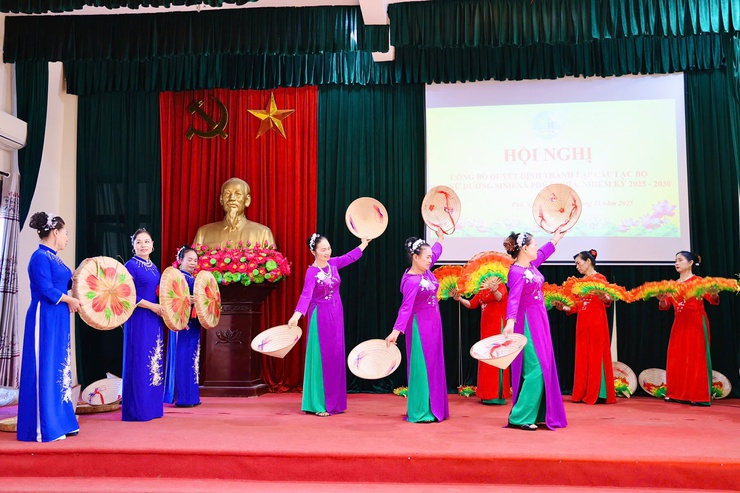 Hội LHPN xã Phú Nghĩa: Công bố quyết định thành lập Câu lạc bộ Phụ nữ dưỡng sinh nhiệm kỳ 2025 - 2030- Ảnh 9.