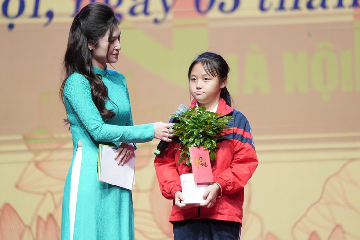 Chung tay “Vì người nghèo” và an sinh xã hội năm 2025- Ảnh 2.