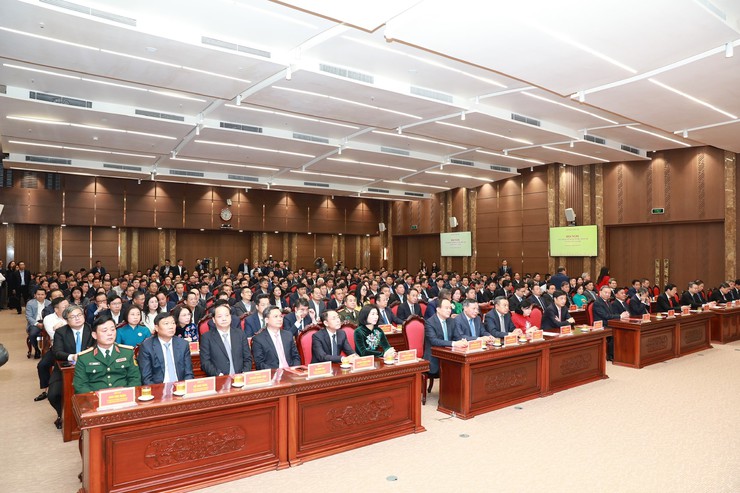 Bộ Chính trị điều động, phân công, chỉ định đồng chí Nguyễn Duy Ngọc giữ chức Bí thư Thành ủy Hà Nội- Ảnh 3.