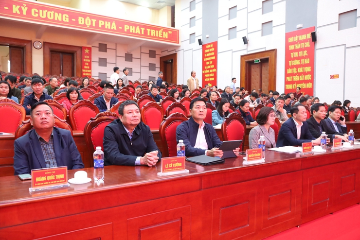 Đảng ủy xã Quang Minh thông tin, tuyên truyền kết quả Đại hội Đảng bộ thành phố Hà Nội lần thứ XVIII- Ảnh 2.