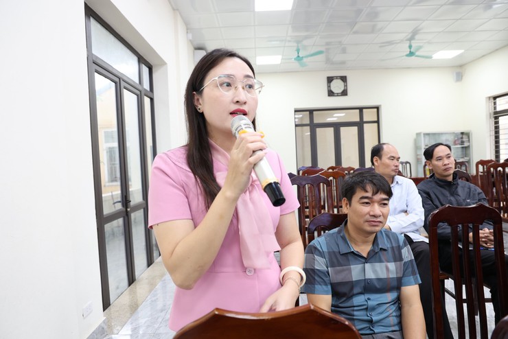 ĐẢNG ỦY XÃ HÒA XÁ TỔ CHỨC HỘI NGHỊ TẬP HUẤN CÔNG TÁC CHUYỂN ĐỔI SỐ NĂM 2025- Ảnh 5.