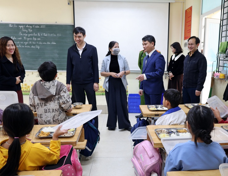 Xuân Mai triển khai các nội dung về An toàn thực phẩm trong Nghị quyết 436/NQ-HĐND ngày 10/7/2025 của HĐND thành phố Hà Nội- Ảnh 1.