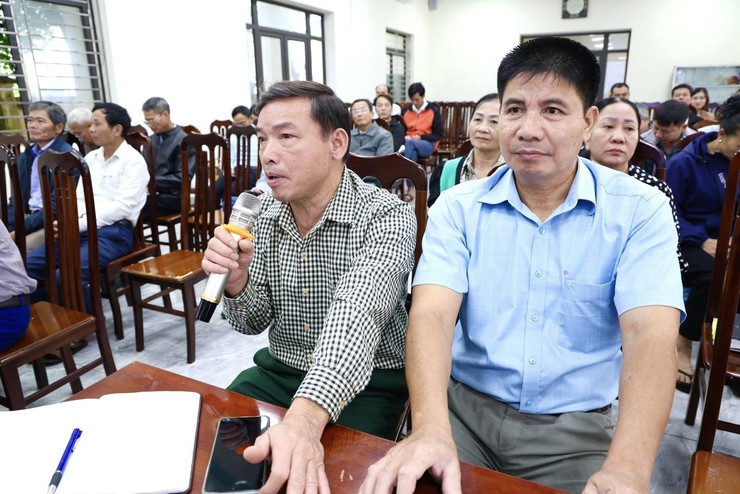 ĐẢNG ỦY XÃ HÒA XÁ TỔ CHỨC HỘI NGHỊ TẬP HUẤN CÔNG TÁC CHUYỂN ĐỔI SỐ NĂM 2025- Ảnh 4.