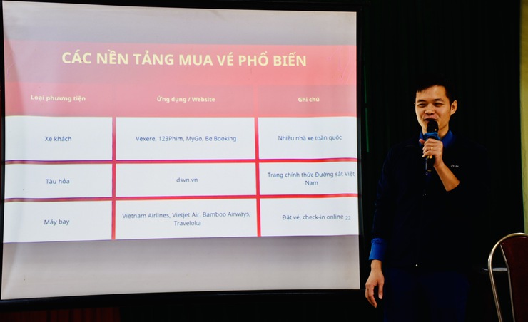 XÃ ỨNG HÒA TẬP HUẤN CHUYÊN SÂU VỀ CHUYỂN ĐỔI SỐ CHO CÁC TỔ CHUYỂN ĐỔI SỐ CỘNG ĐỒNG “LÀNG SỐ” TẠI THÔN ĐÀO XÁ.- Ảnh 1.