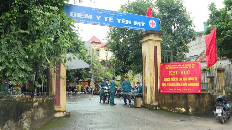 PHÁT HUY TINH THẦN XUNG KÍCH CỦA TUỔI TRẺ TRONG NGÀY ĐẦU KHÁM SƠ TUYỂN NVQS NĂM 2026 TẠI XÃ THANH TRÌ- Ảnh 2.