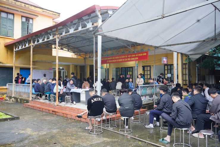 PHÁT HUY TINH THẦN XUNG KÍCH CỦA TUỔI TRẺ TRONG NGÀY ĐẦU KHÁM SƠ TUYỂN NVQS NĂM 2026 TẠI XÃ THANH TRÌ- Ảnh 7.