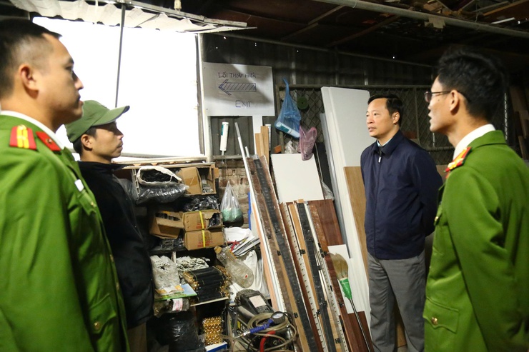 Xã Chương Dương tăng cường kiểm tra an toàn 
phòng cháy, chữa cháy tại các hộ kinh doanh
- Ảnh 1.