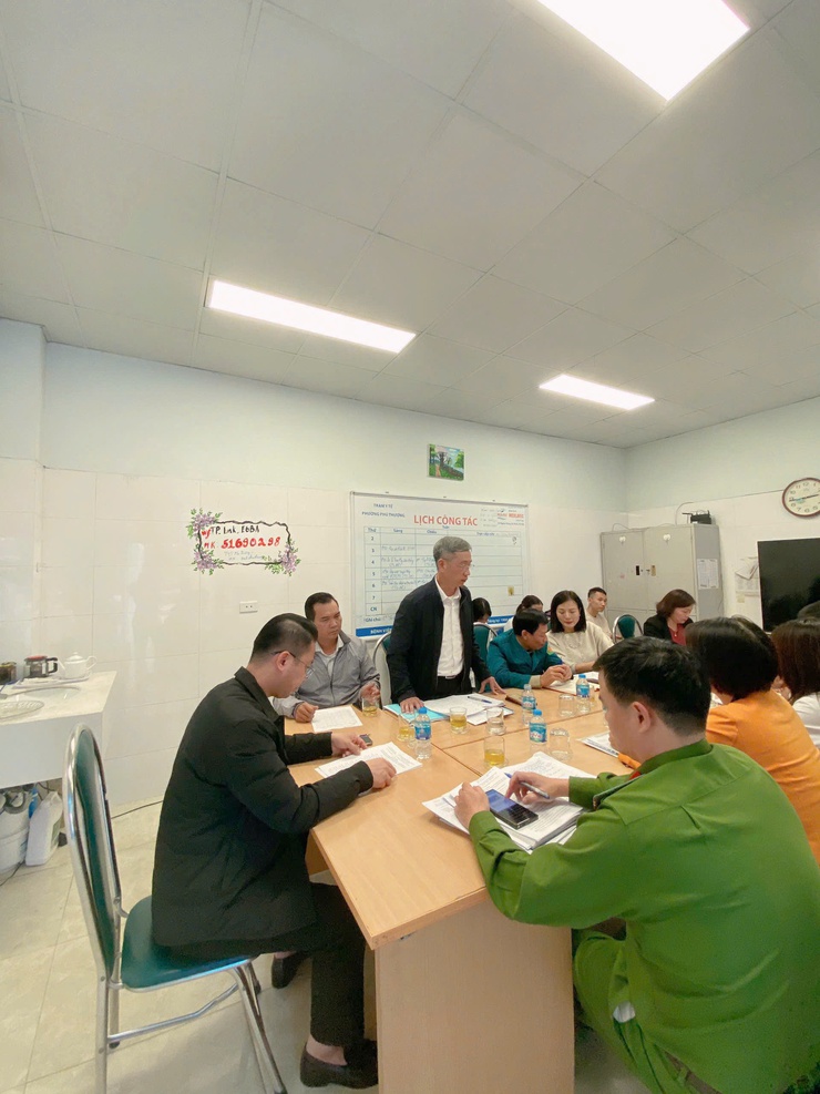 Phường Phú Thượng tổ chức tập huấn Tổ sơ tuyển sức khỏe nghĩa vụ quân sự năm 2026- Ảnh 4.