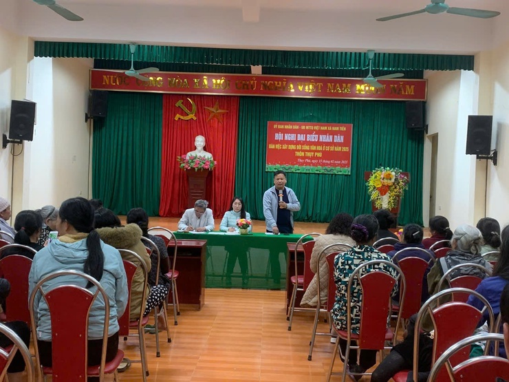 NGUYỄN KIM OANH – NỮ BÍ THƯ CHI BỘ, TRƯỞNG BAN CÔNG TÁC MẶT TRẬN TRẺ NHIỆT HUYẾT Ở THÔN THỤY PHÚ- Ảnh 1.