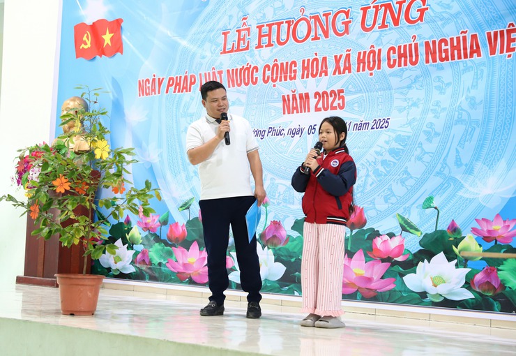 Xã Thượng Phúc hưởng ứng Ngày pháp luật nước Cộng hòa xã hội Chủ nghĩa Việt Nam- Ảnh 4.