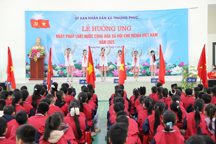 Xã Thượng Phúc hưởng ứng Ngày pháp luật nước Cộng hòa xã hội Chủ nghĩa Việt Nam- Ảnh 2.