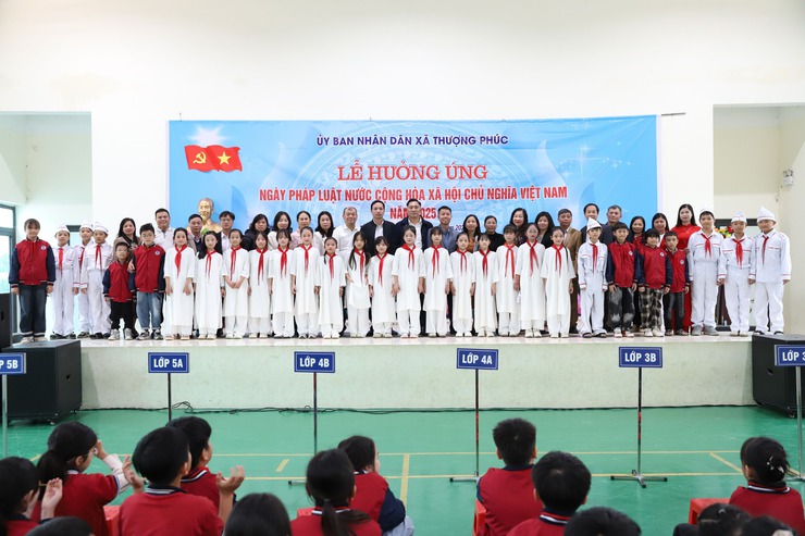 Xã Thượng Phúc hưởng ứng Ngày pháp luật nước Cộng hòa xã hội Chủ nghĩa Việt Nam- Ảnh 8.