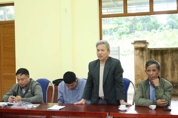 Đồng chí Bí thư Đảng ủy xã Suối Hai dự sinh hoạt tại Chi bộ thôn 9- Ảnh 2.