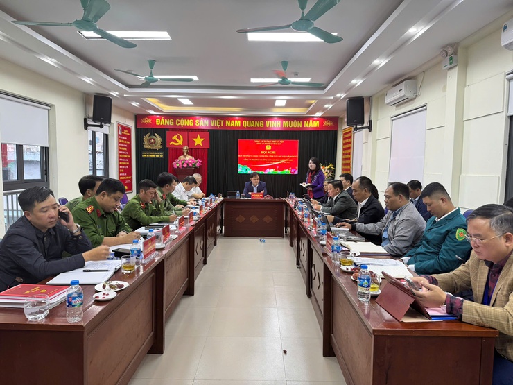 Ban Thường vụ Đảng ủy làm việc với Đảng ủy Công an phường Vĩnh Tuy theo Chương trình công tác của Ban Thường vụ- Ảnh 1.