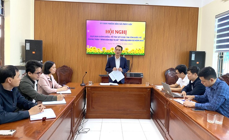 UBND xã Phúc Lộc họp Ban Giám khảo và Tổ thư ký cuộc thi trực tuyến "Tìm hiểu về phong trào Bình dân học vụ số"- Ảnh 2.