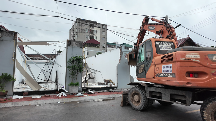 Xã An Khánh: Cưỡng chế, xử lý loạt công trình vi phạm xây trên đất nông nghiệp- Ảnh 3.