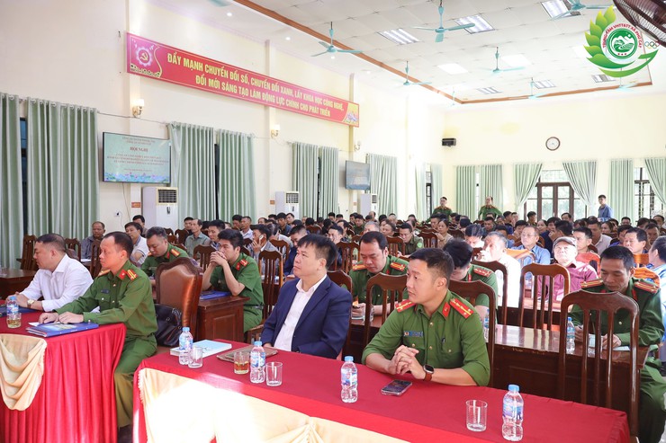 Công an xã Phú Cát tổ chức hội nghị công an lắng nghe ý kiến nhân dân năm 2025- Ảnh 1.