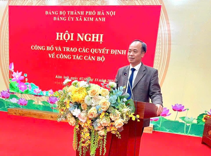 Đảng ủy xã Kim  Anh công bố các quyết định về công tác cán bộ- Ảnh 3.