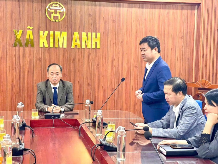 Đảng ủy xã Kim  Anh công bố các quyết định về công tác cán bộ- Ảnh 4.