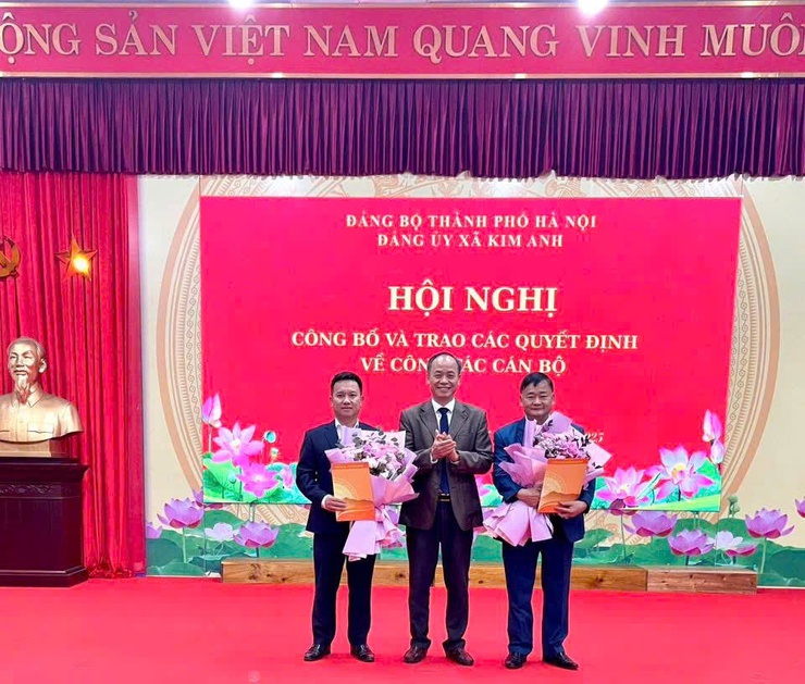 Đảng ủy xã Kim  Anh công bố các quyết định về công tác cán bộ- Ảnh 7.