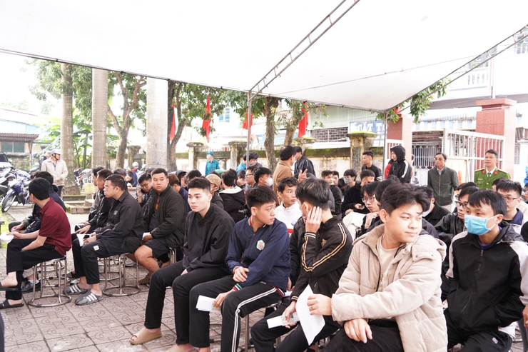 Chương Mỹ khám sơ tuyển sức khỏe nghĩa vụ quân sự năm 2026 – ngày đầu tiên diễn ra nghiêm túc, đúng quy định- Ảnh 7.