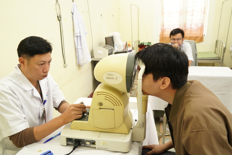 Chương Mỹ khám sơ tuyển sức khỏe nghĩa vụ quân sự năm 2026 – ngày đầu tiên diễn ra nghiêm túc, đúng quy định- Ảnh 13.