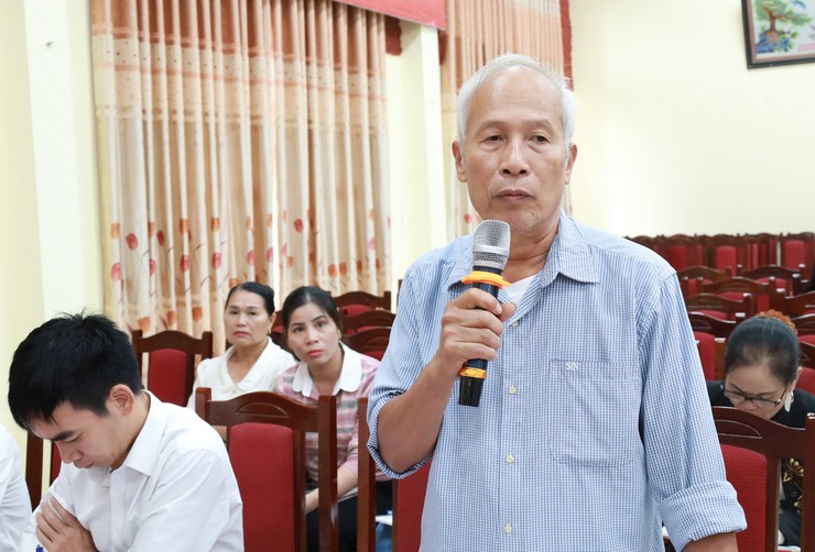 Xã Minh Châu tổ chức phiên giải trình về công tác đảm bảo vệ sinh môi trường năm 2025- Ảnh 6.