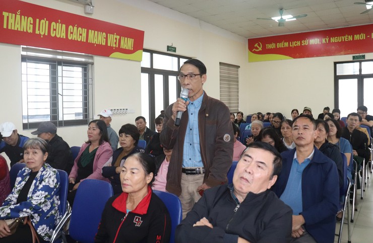 PHƯỜNG LĨNH NAM TỔ CHỨC HỘI NGHỊ ĐỐI THOẠI GIỮA CHỦ TỊCH UBND PHƯỜNG VỚI CÁC TỔ CHỨC, CÁ NHÂN VỀ THỦ TỤC HÀNH CHÍNH NĂM 2025 - Ảnh 2.