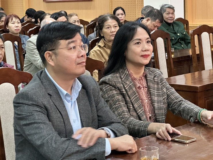 Xã Đại Thanh tuyên truyền về công tác bình đẳng giới và an toàn cho trẻ em trong Kỷ nguyên số; Bộ tiêu chí ứng xử trong gia đình, Phòng, chống bạo lực gia đình- Ảnh 2.