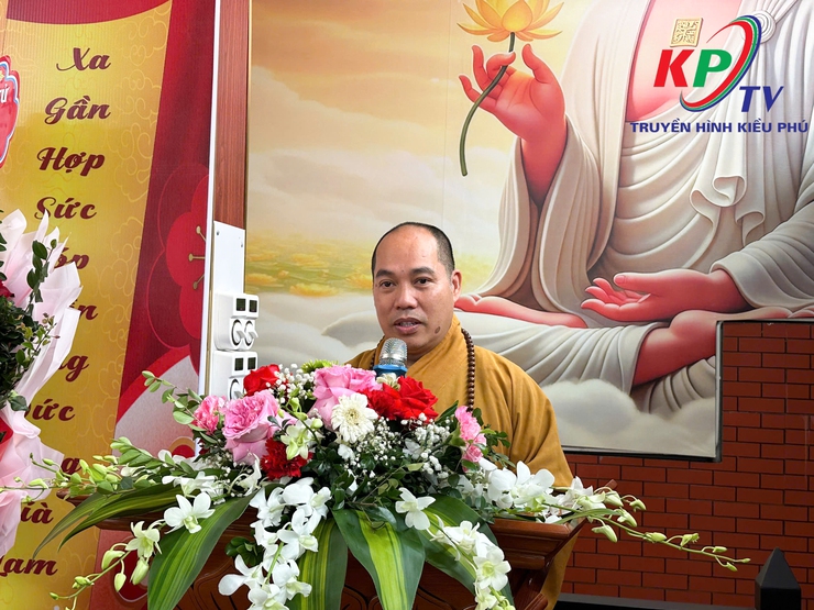 Đông đảo tăng ni, phật tử chùa Khánh Nguyên xóm đầu làng thôn Phú Mỹ tổ chức Lễ khánh thành chùa Khánh Nguyên- Ảnh 9.