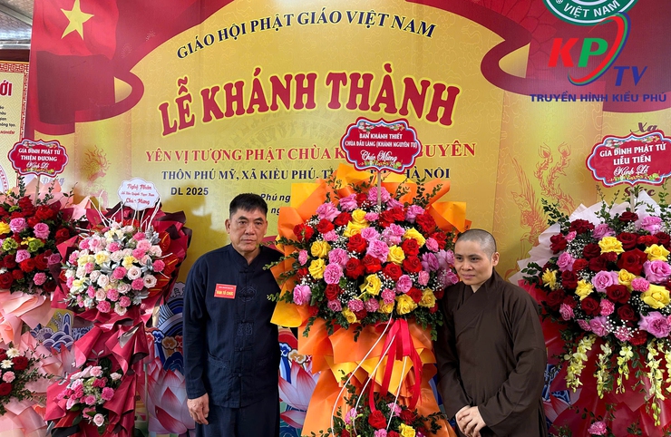 Đông đảo tăng ni, phật tử chùa Khánh Nguyên xóm đầu làng thôn Phú Mỹ tổ chức Lễ khánh thành chùa Khánh Nguyên- Ảnh 7.