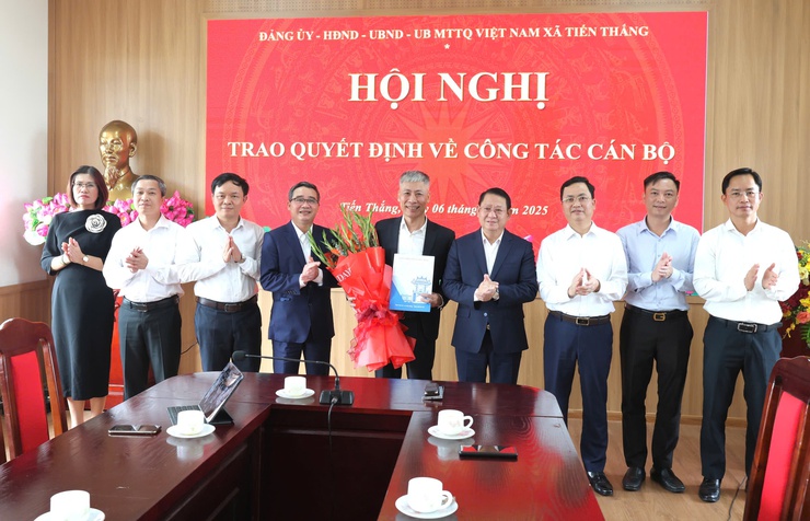 Xã Tiến Thắng bổ nhiệm Phó Giám đốc Ban Quản lý dự án Đầu tư - Hạ tầng- Ảnh 5.