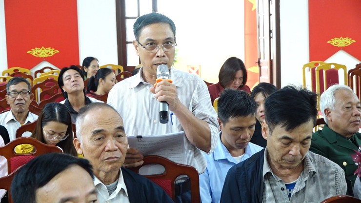 Hội nghị đối thoại  trực tiếp giữa người đứng đầu cấp ủy, chính quyền với đại diện Nhân dân xã Vật Lại năm 2025- Ảnh 9.