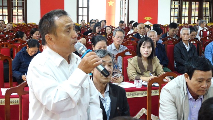 Hội nghị đối thoại  trực tiếp giữa người đứng đầu cấp ủy, chính quyền với đại diện Nhân dân xã Vật Lại năm 2025- Ảnh 10.