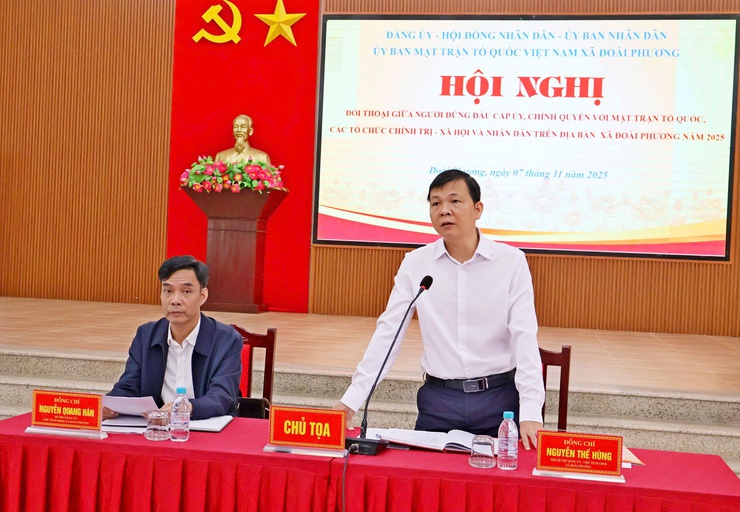 Đồng chí Bí thư Đảng ủy, Chủ tịch UBND xã Đoài Phương đối thoại với MTTQ, các tổ chức chính trị - xã hội và nhân dân- Ảnh 3.