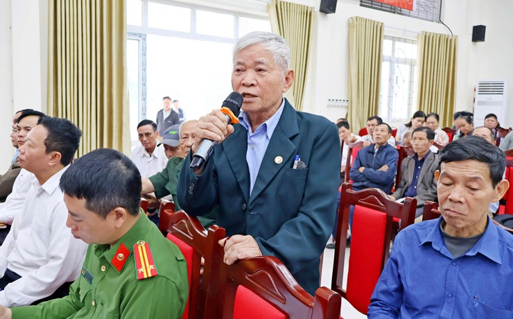 Đồng chí Bí thư Đảng ủy, Chủ tịch UBND xã Đoài Phương đối thoại với MTTQ, các tổ chức chính trị - xã hội và nhân dân- Ảnh 7.