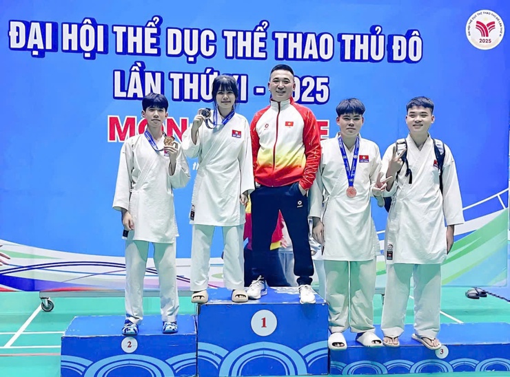 Đoài Phương xuất sắc giành được 9 Huy chương môn Karatedo

- Ảnh 1.