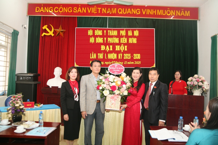 Đại hội Hội Đông y phường Kiến Hưng lần thứ nhất, nhiệm kỳ 2025 - 2030- Ảnh 1.