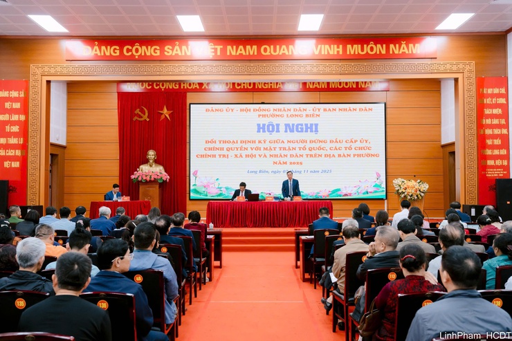 Phường Long Biên tổ chức đối thoại định kỳ giữa người đứng đầu cấp uỷ, Chính quyền với Nhân dân năm 2025- Ảnh 1.