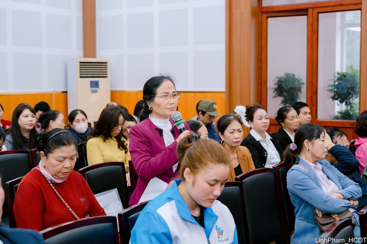 Phường Long Biên tổ chức đối thoại định kỳ giữa người đứng đầu cấp uỷ, Chính quyền với Nhân dân năm 2025- Ảnh 2.