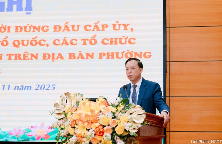 Phường Long Biên tổ chức đối thoại định kỳ giữa người đứng đầu cấp uỷ, Chính quyền với Nhân dân năm 2025- Ảnh 3.