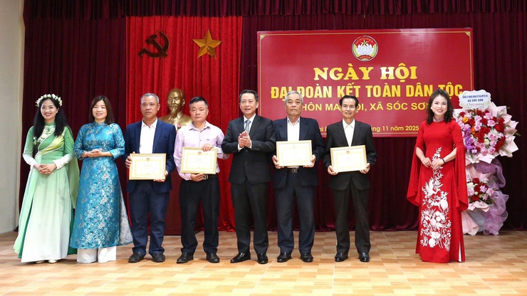 THÔN MAI NỘI XÃ SÓC SƠN TỔ CHỨC THÀNH CÔNG NGÀY HỘI ĐẠI ĐOÀN KẾT TOÀN DÂN TỘC NĂM 2025- Ảnh 4.