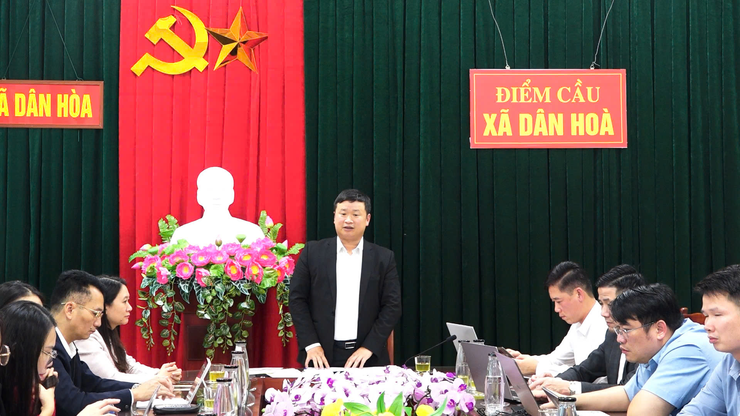 THƯỜNG TRỰC ĐẢNG ỦY XÃ DÂN HÒA LÀM VIỆC VỚI VNPT VỀ ĐỀ ÁN CHUYỂN ĐỔI SỐ CHO MÔ HÌNH CHÍNH QUYỀN ĐỊA PHƯƠNG HAI CẤP- Ảnh 6.