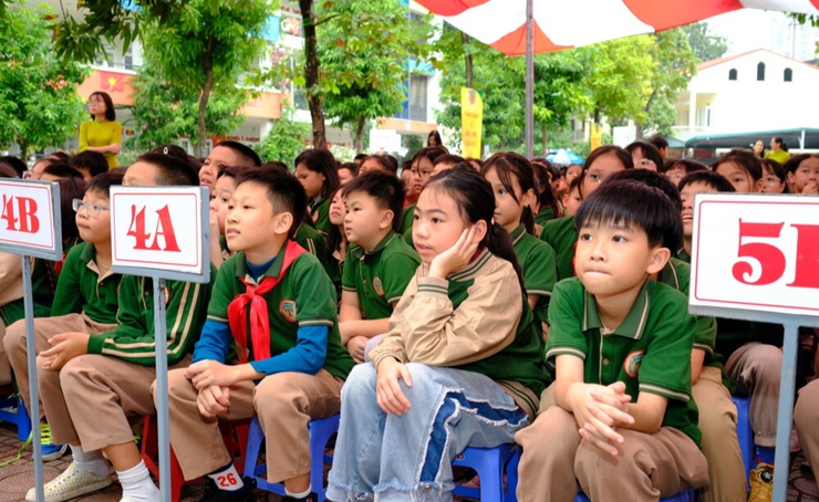 PHƯỜNG KIM LIÊN TỔ CHỨC HOẠT ĐỘNG HƯỞNG ỨNG “NGÀY PHÁP LUẬT NƯỚC CỘNG HÒA XÃ HỘI CHỦ NGHĨA VIỆT NAM” NĂM 2025- Ảnh 13.