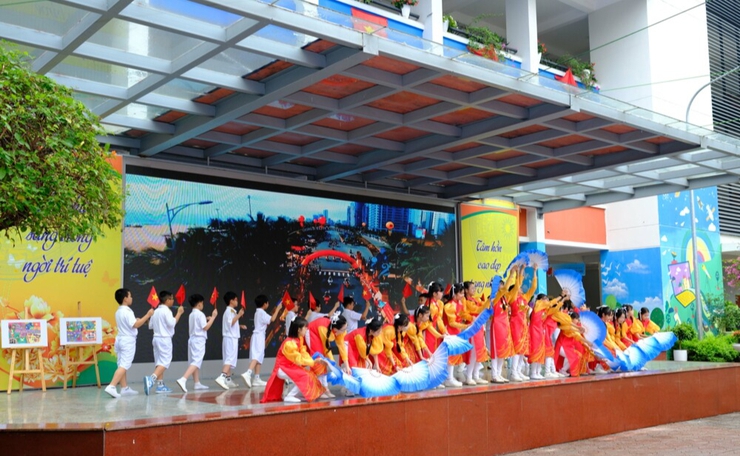 PHƯỜNG KIM LIÊN TỔ CHỨC HOẠT ĐỘNG HƯỞNG ỨNG “NGÀY PHÁP LUẬT NƯỚC CỘNG HÒA XÃ HỘI CHỦ NGHĨA VIỆT NAM” NĂM 2025- Ảnh 11.