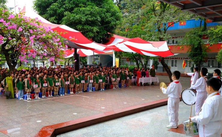 PHƯỜNG KIM LIÊN TỔ CHỨC HOẠT ĐỘNG HƯỞNG ỨNG “NGÀY PHÁP LUẬT NƯỚC CỘNG HÒA XÃ HỘI CHỦ NGHĨA VIỆT NAM” NĂM 2025- Ảnh 2.