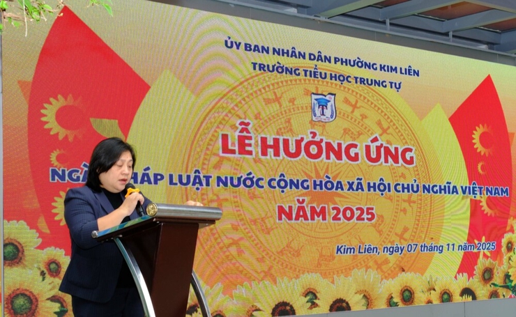 PHƯỜNG KIM LIÊN TỔ CHỨC HOẠT ĐỘNG HƯỞNG ỨNG “NGÀY PHÁP LUẬT NƯỚC CỘNG HÒA XÃ HỘI CHỦ NGHĨA VIỆT NAM” NĂM 2025- Ảnh 4.